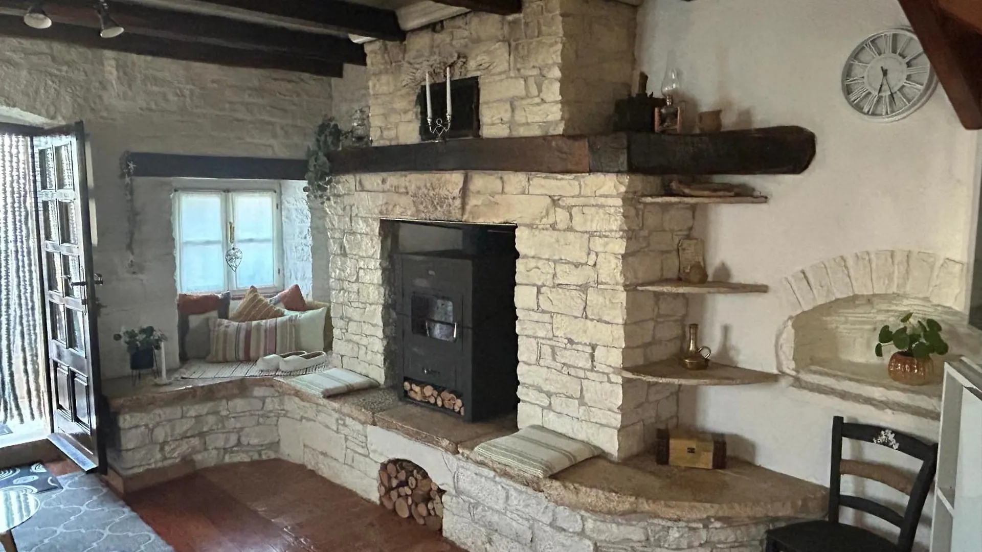 Aneta Authentic Istrian House With Pool & Garden - Pet Friendly Villa Žminj